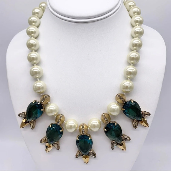 J. Crew Jewelry - J. Crew Blue/Green Teardrop Gems and Jumbo Pearl Necklace